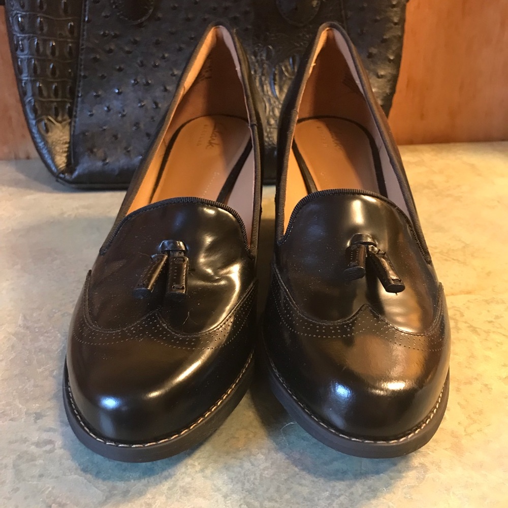 Brand New Clark’s 9 tassel heeled loafer